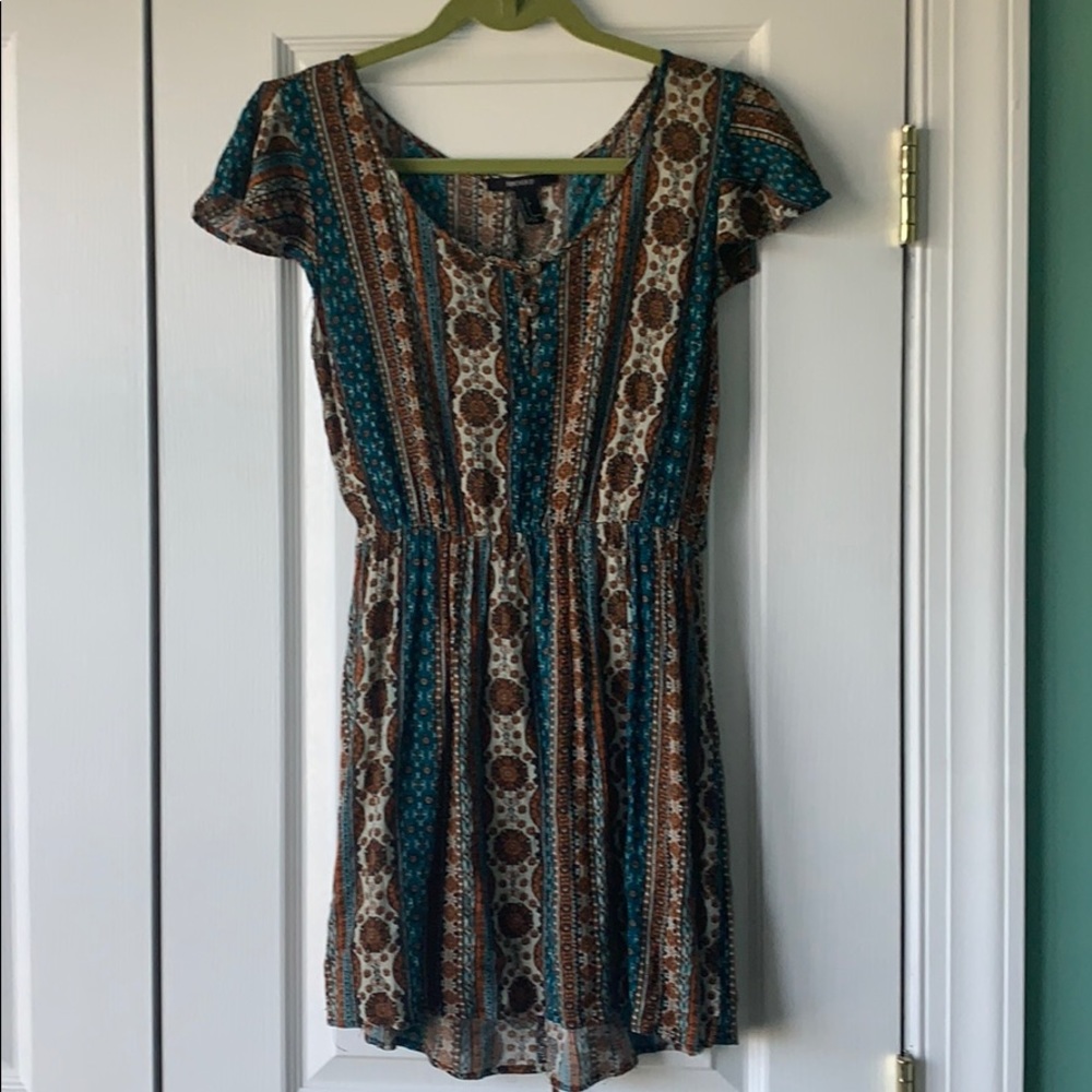 Flowy above-the-knee dress